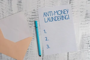Kompletní příručka ke splnění AML